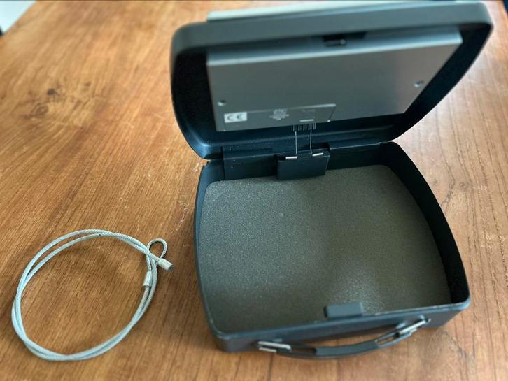 Masterlock reiskluisje met stevige staalkabel, als nieuw!, Caravans en Kamperen, Kampeeraccessoires, Zo goed als nieuw, Ophalen of Verzenden