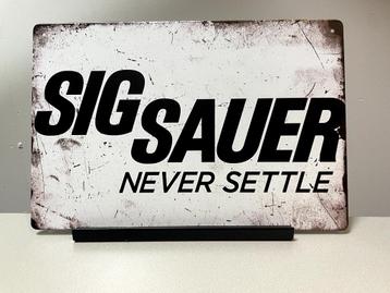 SIG SAUER metalen reclamebord (Old Look) beschikbaar voor biedingen