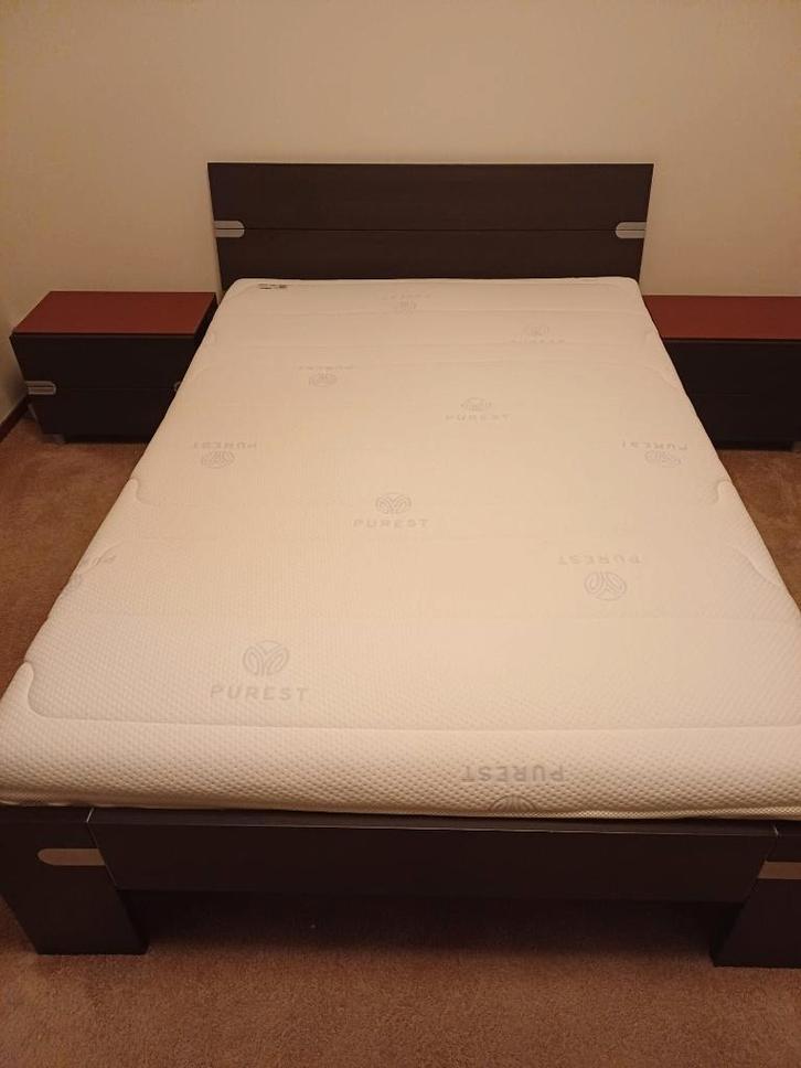 Mooie slaapkamer, zwart/rood, Huis en Inrichting, Slaapkamer | Complete slaapkamers, Gebruikt, Tweepersoons, Ophalen