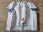 Antiek vintage geborduurd baby kinder schortje, Antiek en Kunst, Ophalen of Verzenden