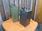2 Stuks Metalen Peterolie Kannen., Antiek en Kunst, Ophalen of Verzenden