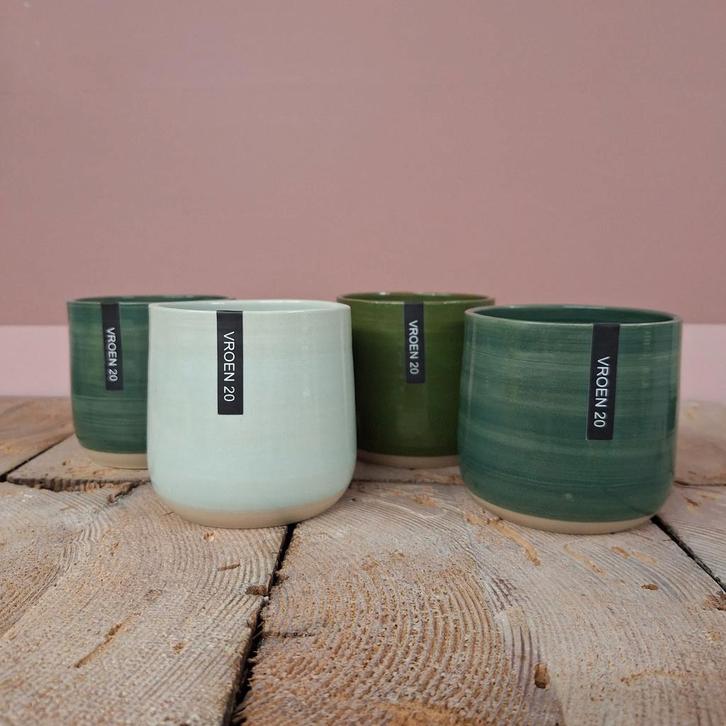 handgemaakt keramiek van VROEN 20, Huis en Inrichting, Keuken | Servies, Nieuw, Kop(pen) en/of Schotel(s), Overige stijlen, Keramiek