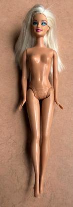 Barbie met buigbare benen, Mattel, 2009, Kinderen en Baby's, Speelgoed | Poppen, Ophalen of Verzenden, Zo goed als nieuw, Barbie