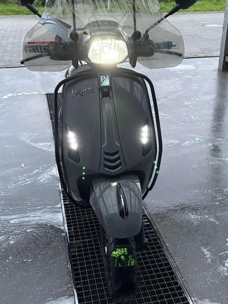 Vespa Sprint 2018, Fietsen en Brommers, Scooters | Vespa, Gebruikt, Vespa S, Benzine, Ophalen