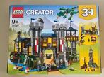 Lego creator 3 in 1 middeleeuws kasteel 31120, Ophalen of Verzenden, Zo goed als nieuw, Complete set, Lego