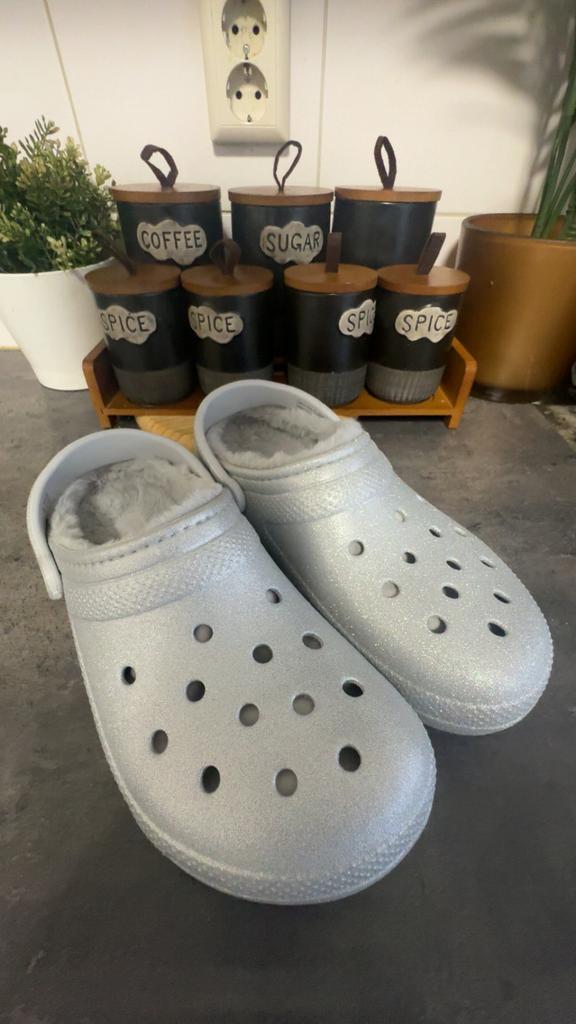 Crocs ongebruikt!, Kinderen en Baby's, Babykleding | Schoentjes en Sokjes, Nieuw, Jongetje of Meisje, Schoentjes, Ophalen of Verzenden