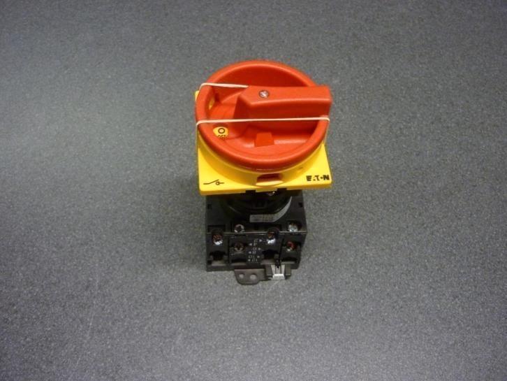 173. Eaton noodschakelaar T3-3-8342/V/VSB werkschakelaar, Hobby en Vrije tijd, Elektronica-componenten, Nieuw, Ophalen of Verzenden