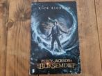Rick Riordan - De bliksemdief, Fictie algemeen, Rick Riordan, Ophalen of Verzenden, Zo goed als nieuw