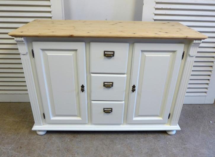 Prachtig wit landelijk  dressoir 135 cm, Huis en Inrichting, Kasten | Dressoirs, Gebruikt, 150 tot 200 cm, 25 tot 50 cm, Met lade(s)