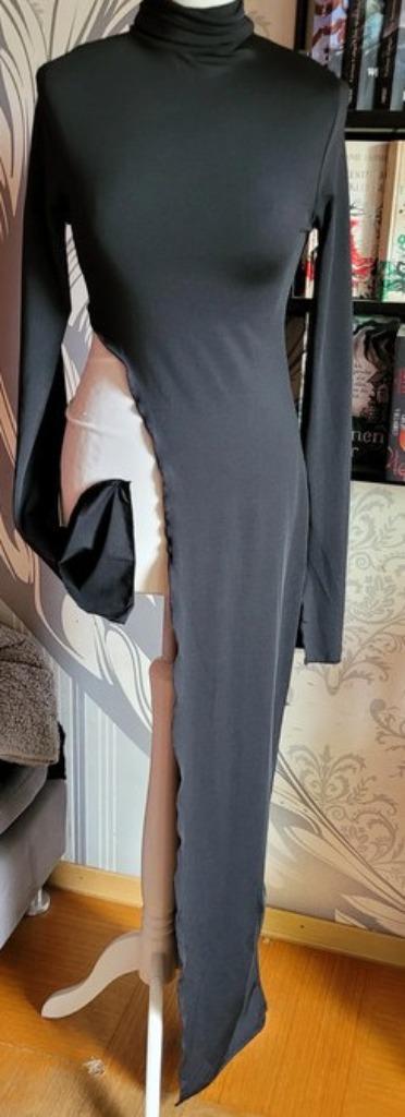 Ischiko overjurk in maat L, Kleding | Dames, Jurken, Nieuw, Maat 38/40 (M), Zwart, Boven de knie, Verzenden