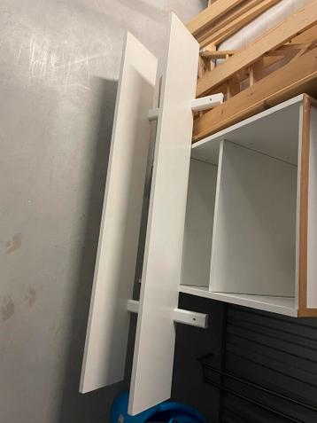 Ikea Varde wandplank met haken - afbeelding 2