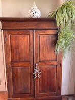 Oude Roemeense dekenkast (1950), Ophalen, Gebruikt