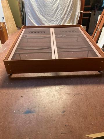 Te koop Auping Auronde type 5000 180 x200 kersen   beschikbaar voor biedingen