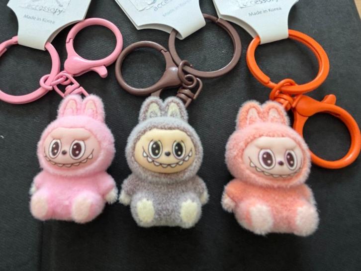 Labubu mini sleutehangers Nieuw!, Verzamelen, Sleutelhangers, Nieuw, Knuffel of Figuurtje, Ophalen of Verzenden