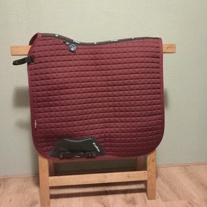 Nieuw dekje RIOJA Bordeaux rood/Donker rood., Dieren en Toebehoren, Paarden en Pony's | Dekens en Dekjes, Nieuw, Ophalen of Verzenden