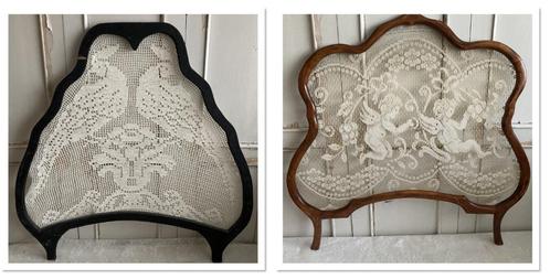 2x Brocante houten raamhorren met haakwerk of kant, Antiek en Kunst, Curiosa en Brocante, Ophalen of Verzenden