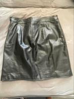 Leder look rok, Kleding | Dames, Rokken, Ophalen, Zo goed als nieuw, Zwart, Boven de knie