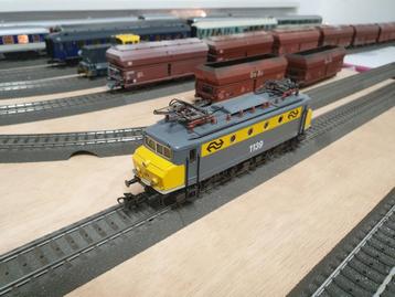 Märklin DCC Omgebouwde 1137 - Goed Onderhouden beschikbaar voor biedingen