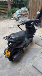 Motor zip 180 orgineel sp, Fietsen en Brommers, Scooters | Piaggio, Ophalen, Zo goed als nieuw, Zip