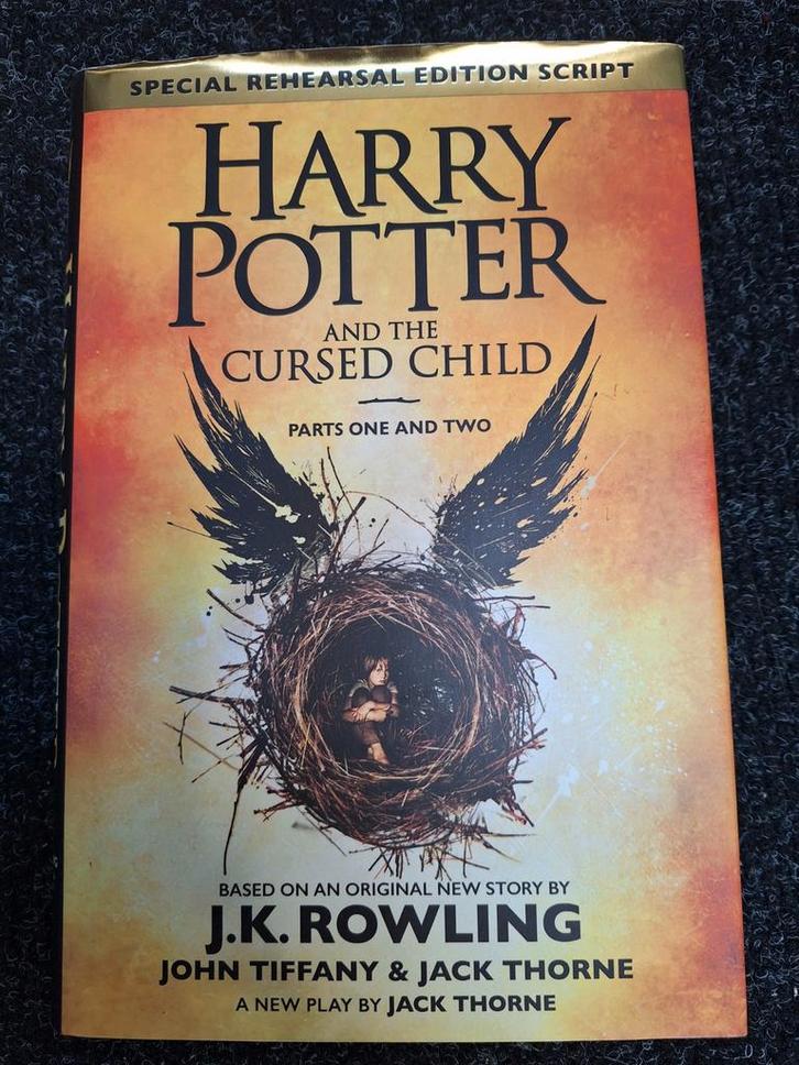 Harry Potter and the Cursed Child - Parts One and Two (Speci, Boeken, Fantasy, Zo goed als nieuw, Ophalen of Verzenden