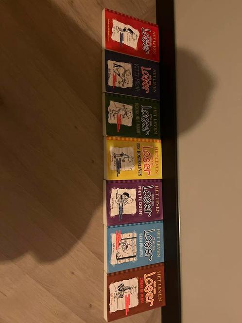 Leven van een loser 18 delen+ leven v een aller beste vriend, Boeken, Avontuur en Actie, Zo goed als nieuw, Ophalen of Verzenden