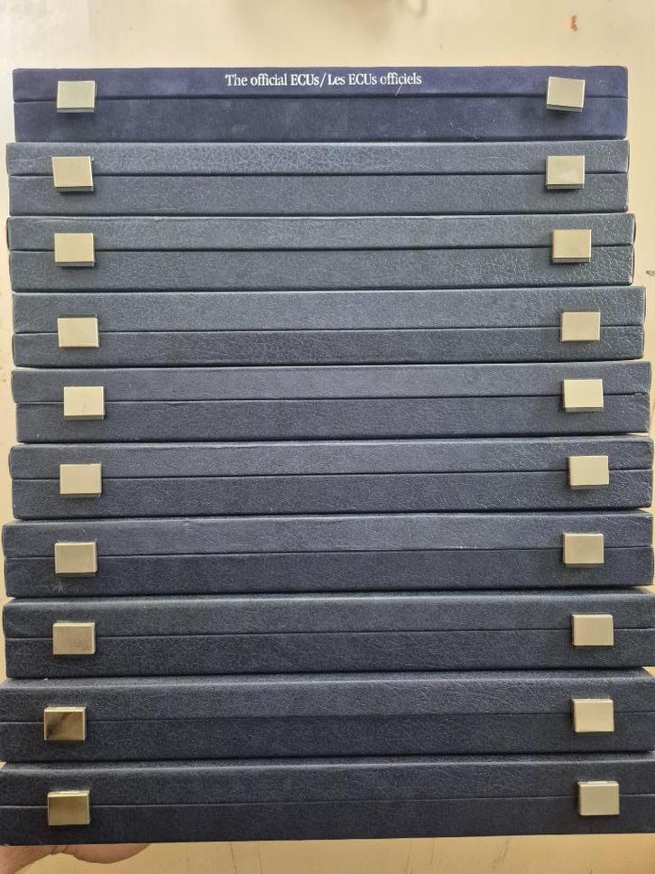 10x Luxe Munt-Cassette 18-Vaks Diverse met Dubbele Inlay., Postzegels en Munten, Munten en Bankbiljetten | Verzamelingen, Munten
