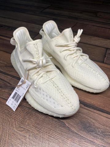 Yeezy Boost 350 V2 Bone (42 2/3)