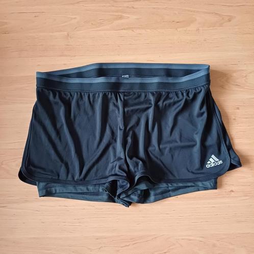 Adidas Climachill fitness short maat XL, Kleding | Dames, Sportkleding, Zo goed als nieuw, Maat 46/48 (XL) of groter, Zwart, Ophalen of Verzenden