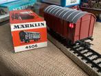 Marklin 4506 DB gesloten goederenwagen met sluitverlichting, Wisselstroom, Wagon, Ophalen of Verzenden, Zo goed als nieuw