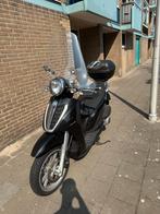 Piaggio Carnaby Cruiser 300ie, Motoren, Scooter, 300 cc, Particulier, 1 cilinder