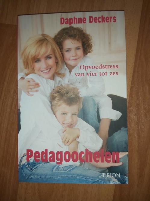 Daphne Deckers - Pedagoochelen, Boeken, Overige Boeken, Zo goed als nieuw, Ophalen of Verzenden