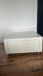 Glanzende witte salontafel op wieltjes met lade, Huis en Inrichting, Tafels | Salontafels, Ophalen, Gebruikt, 50 tot 100 cm, Vierkant