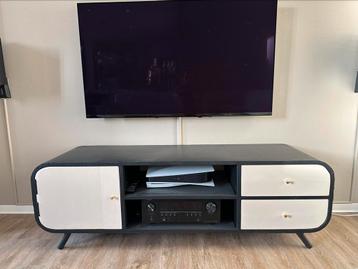 TV meubel zwart van staal met houten deurtjes 52x160x45 beschikbaar voor biedingen