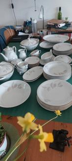 Vintage design servies  groot en mooi, Antiek en Kunst, Antiek | Servies compleet, Ophalen of Verzenden