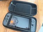 Nintendo switch + 3 spellen - compleet, Overige genres, Ophalen of Verzenden, Zo goed als nieuw, 3 spelers of meer