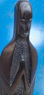 Maagd Maria. Houtsnijwerk. Afrika. Hardhout. 34 cm., Ophalen