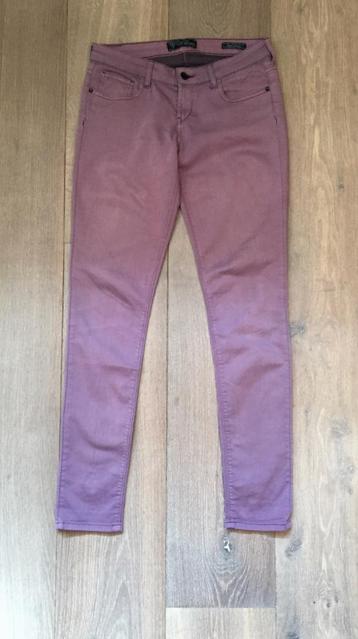 ZGAN paars-roze jeans van Guess; taillemaat 30/dames 38 beschikbaar voor biedingen