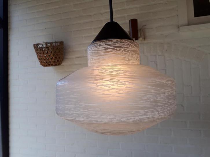 Vintage retro hanglamp Louis Kalff Philips Design jaren 60., Huis en Inrichting, Lampen | Hanglampen, Zo goed als nieuw, 75 cm of meer