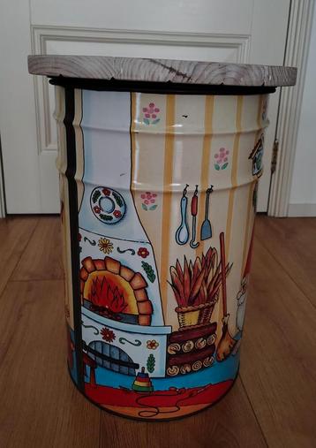Vintage kabouter afvalemmer/ bijzettafel beschikbaar voor biedingen