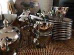 Zilverkleurig servies van life style, Huis en Inrichting, Keuken | Servies, Ophalen, Keramiek, Zo goed als nieuw, Effen