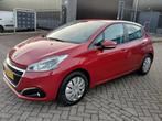 Peugeot 208 1.2 PureTech Blue Lion Airco Trekhaak Nw APK, Auto's, Peugeot, Voorwielaandrijving, Stof, Gebruikt, 1199 cc