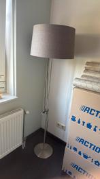 Lampenvoet met kap, Huis en Inrichting, Lampen | Vloerlampen, Ophalen, Zo goed als nieuw, Metaal, 100 tot 150 cm
