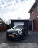 Mini Cooper 5 deurs automaat Full option Pano/Hud/harman/cam, Auto's, Mini, 136 pk, USB, Leder en Stof, Zwart