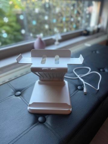 Quest 2 VR stand met kabel beschikbaar voor biedingen