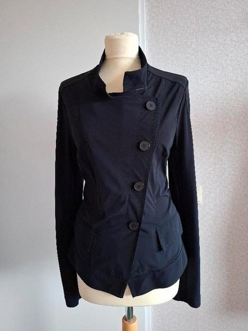 Supergaaf zwart jasje travellerstof JAPAN TKY maat M, Kleding | Dames, Jasjes, Kostuums en Pakken, Zo goed als nieuw, Jasje, Maat 38/40 (M)