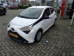 Toyota Aygo 1.0 VVT-i 72pk 5D x-fun, Auto's, Voorwielaandrijving, Stof, Gebruikt, 4 stoelen