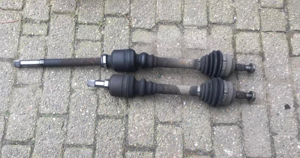 Aandrijfas Link RechtsvPartner / Berlingo 2.0 HDi RHY, Gebruikt, Citroën, -, -