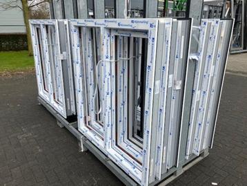 Restpartij Kunststof kozijnen met glas beschikbaar voor biedingen