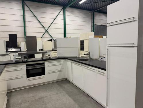 Schmidt Hoekkeuken + Siemens + Composiet + GEDEMONTEERD, Huis en Inrichting, Keuken | Complete keukens, Hoekkeuken, Wit, Composiet