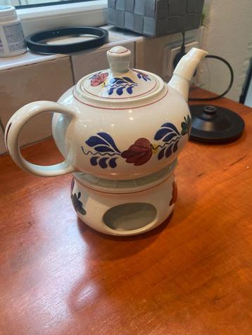 Theepot Boerenbond (intact) beschikbaar voor biedingen